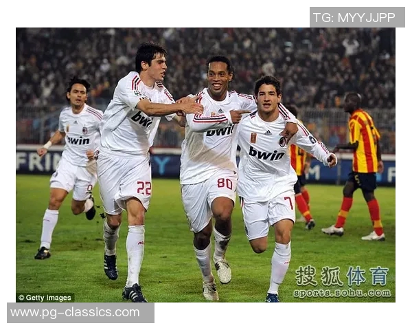 西甲激战:AC米兰险胜阿森纳乌龙球成比赛转折点精彩集锦回顾