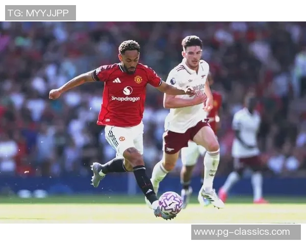 国王杯惊天逆转阿森纳5-1狂胜巴萨争议判罚引发全场热议